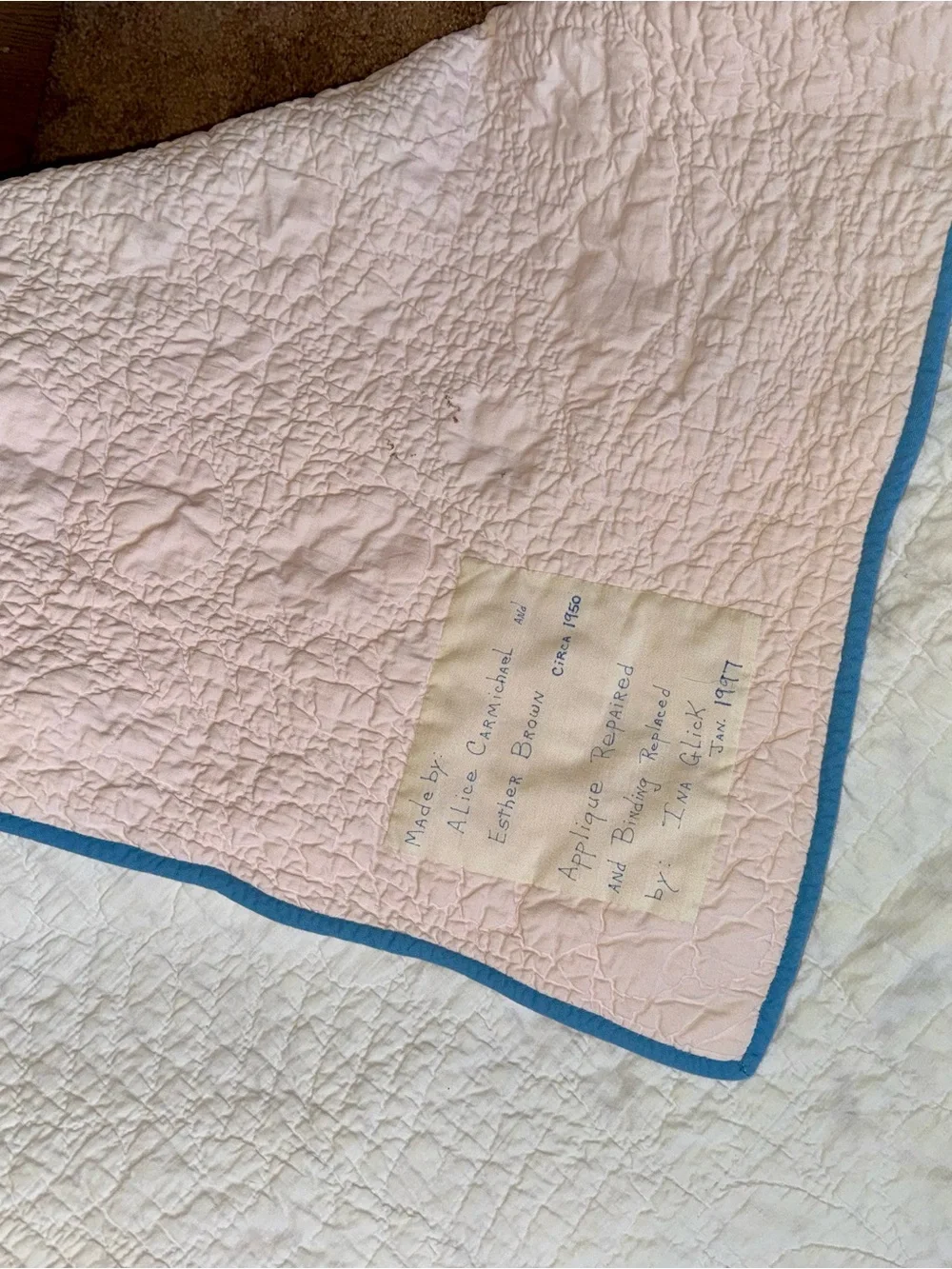 Vintage 1950’s Hand Stitched Flower Appliqué Quilt 83x72